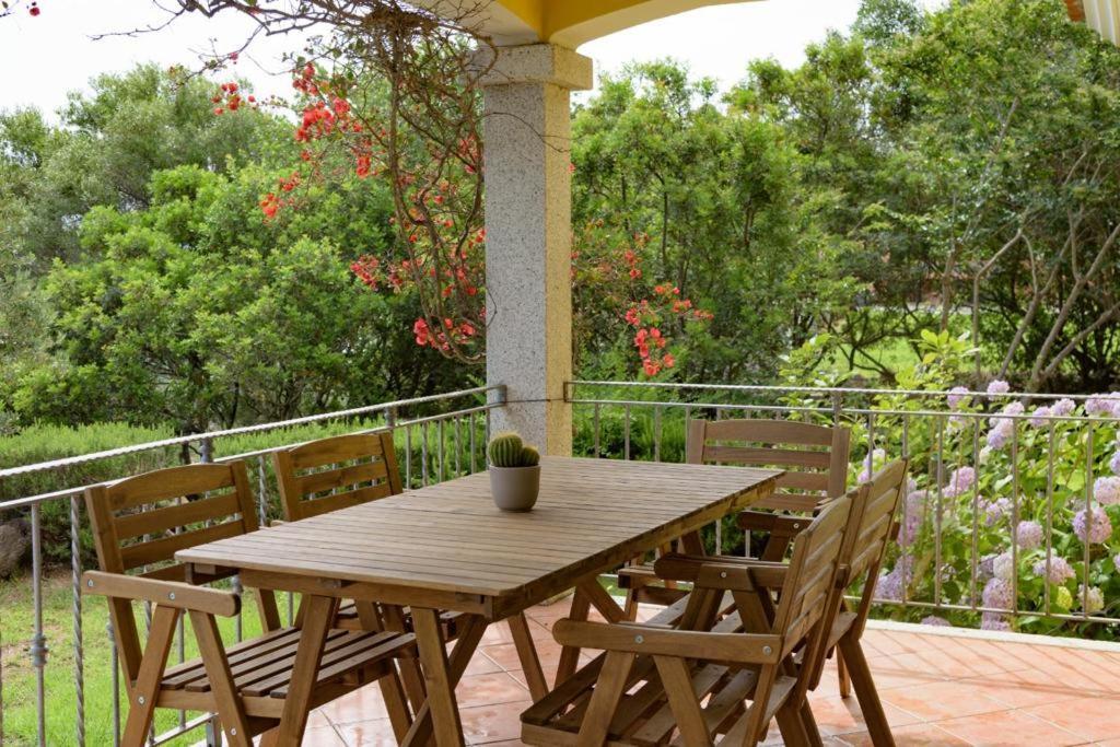 Residence Agrifoglio Monte Petrosu Εξωτερικό φωτογραφία